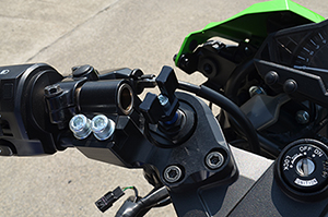 NINJA250用ハンドル&ステップキット近日発売!!