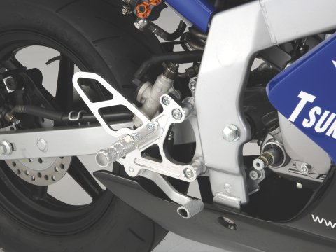 nsf100 ttsバックステップ？ステッププレートパーツ